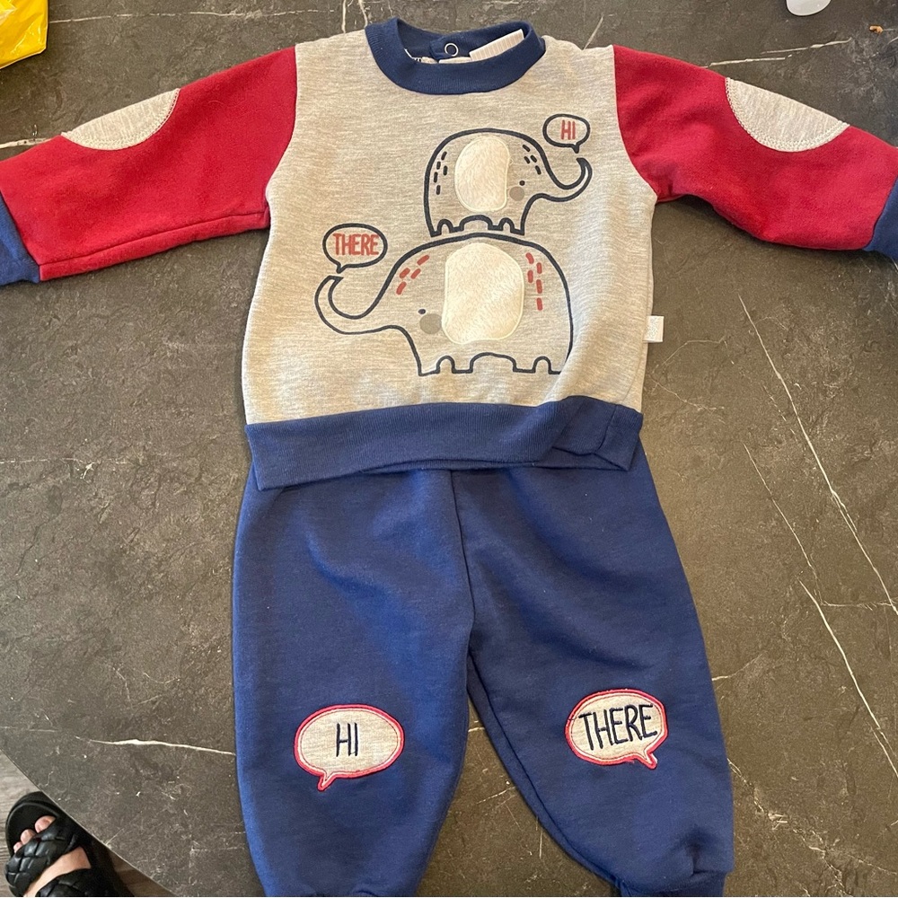 Pants & Sweater Set (6-9months)